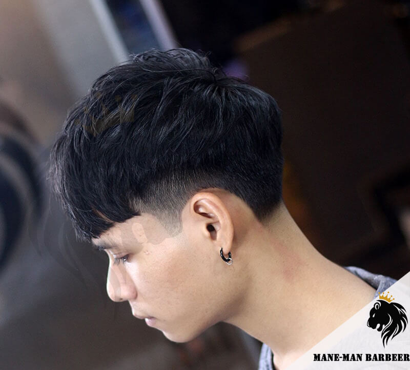 Lý do đông nghịt khách của 30Shine là gi ? Đến cắt tóc hay MASSAGE ? |  Saigon Travel - YouTube