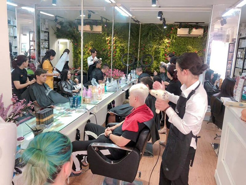 Review Tiệm cắt tóc nam đẹp ở Nha Trang nổi tiếng tút lại vẻ đẹp trai  trong chốc lát  VNTESTBANK
