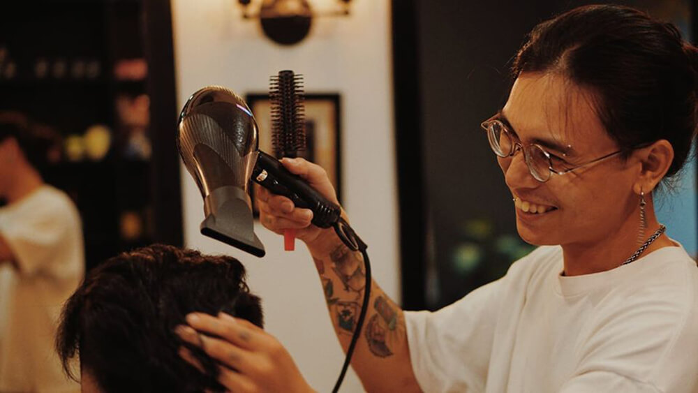 Tony barber Sài Gòn
