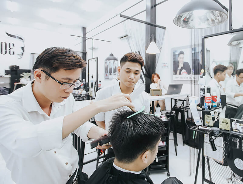 Top 10 Tiệm cắt tóc nam đẹp nhất tại Hà Nội - toplist.vn