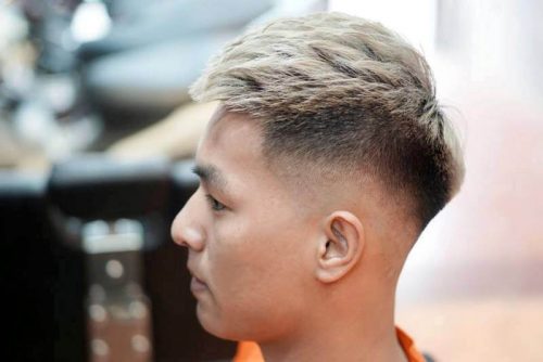 kiểu tóc nam mohican nhuộm