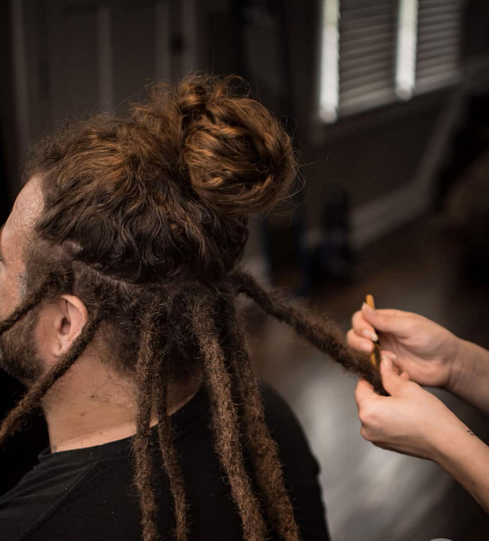 Tóc dreadlocks là gì Cách tạo kiểu tóc dreadlocks tại nhà  Cool Mate